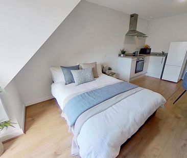 Studio to rent - Photo 2