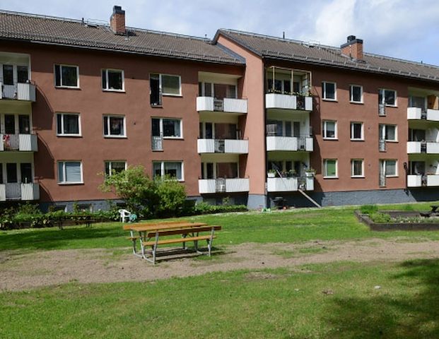 Segersjövägen 1, Tumba - Photo 1
