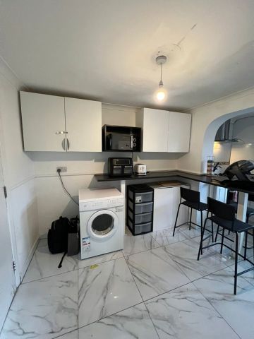 Room in a Shared House, Leggatt Road, E15 - Photo 4