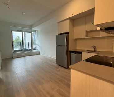 For Lease - 204 Burnhamthorpe Road Unit# 210, Mississauga, Ontario - Photo 2