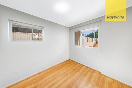 Conveniently Located - Photo 4