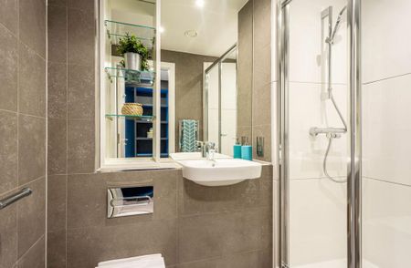 1 bedroom private hall to rent - Photo 3