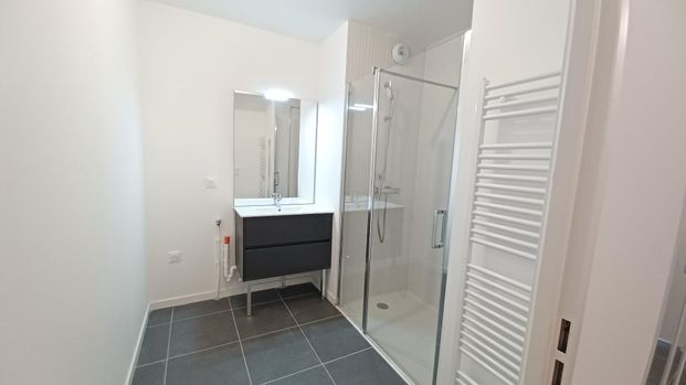 location Appartement T3 DE 64.57m² À BORDEAUX - Photo 1