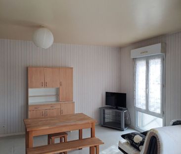 Location Appartement 1 pièce 30m² - Photo 2