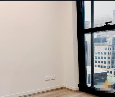 Master Bedroom - Photo 4