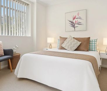 Stylish Apartment in Prime Lifestyle Location - Photo 5