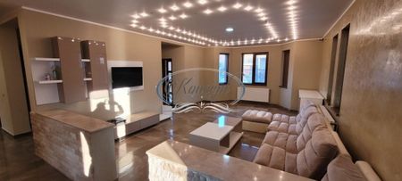 Casa cu curte pe strada Campului - Fotografie 4