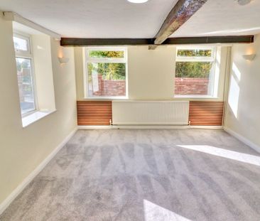 4 bedroom detached house to rent - Photo 2