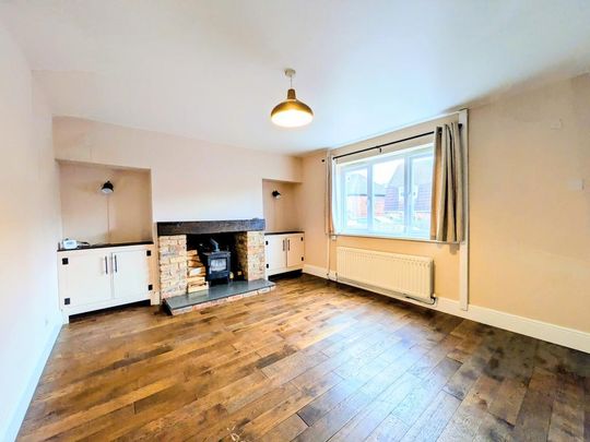 2 bedroom terraced house to rent - Photo 1