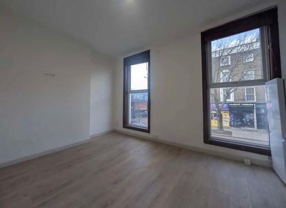 1 Bed Flat, Camden Road, NW1 - Photo 1