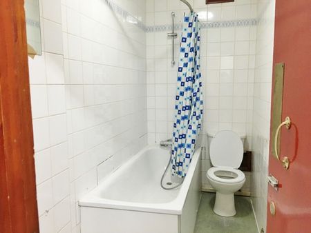 Holloway Road, Islington, London, N7 - Photo 5