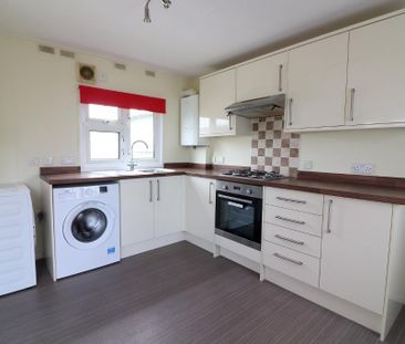 1 Bedroom Park Home To Rent - Photo 2
