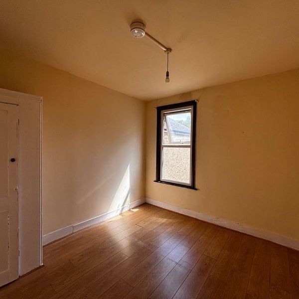 Room in a Shared House, Margery Park Road, E7 - Photo 1