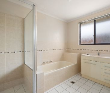 Freshly Updated Three Bedroom Two Bathroom Home In West Albury - Photo 4