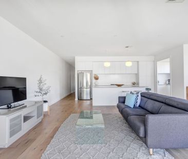 Stunning Family Home - Great Location - Photo 2