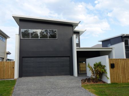 Spacious Modern Home near Parks&comma; Lake & Sunshine Coast Hospital – Perfect for Relaxed Living&excl; - Photo 2