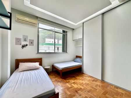 Apartamento reformado com ambientes amplos em Copacabana - Photo 3