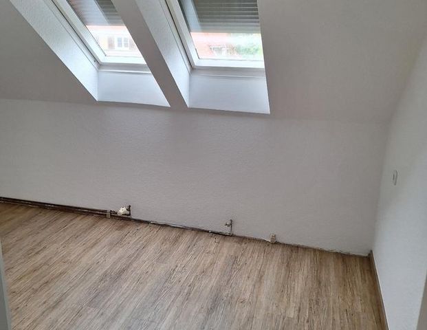 Dachgeschosswohnung zu vermieten - Photo 1
