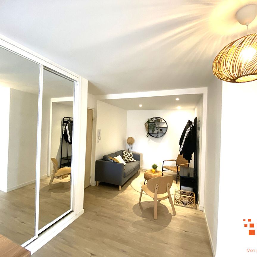 Location Appartement 5 pièces 85m² - Photo 1