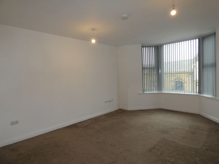 Station Road Flat 6 - Photo 2