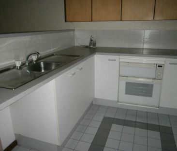 modern two bedroom unit - Photo 1