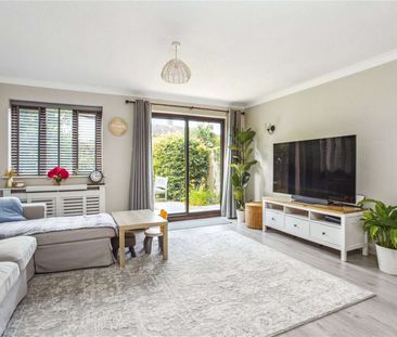 A beautifully presented, detached three bedroom family home with ga... - Photo 1