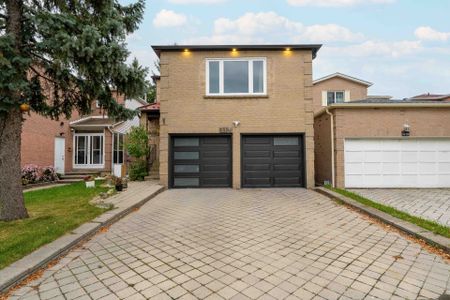 For Lease - 4354 Waterford Crescent Unit# Upper, Mississauga, Ontario - Photo 4