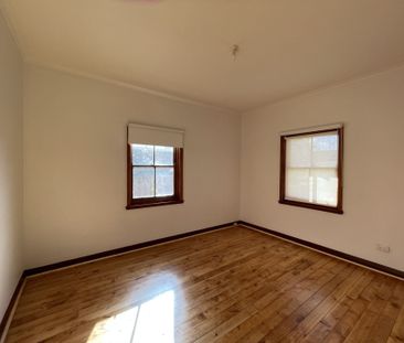 11 Churchill Avenue, Flora Hill - Photo 4