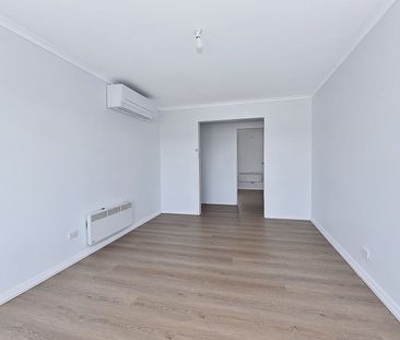 Fresh, Modern & Light-Filled 2-Bedroom Living - Photo 5