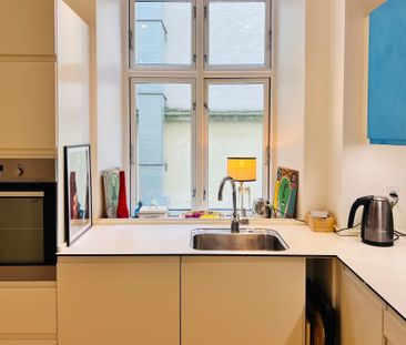 Kun til expats - lækker møbleret lejlighed med direkte udsigt til s... - Foto 4