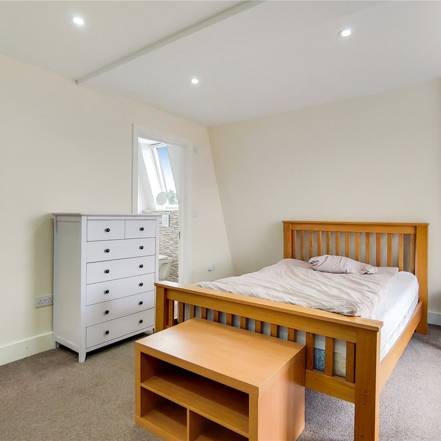 387 Camden Road, Holloway - Photo 1