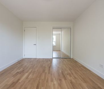 111 Lawton Boulevard - Photo 2