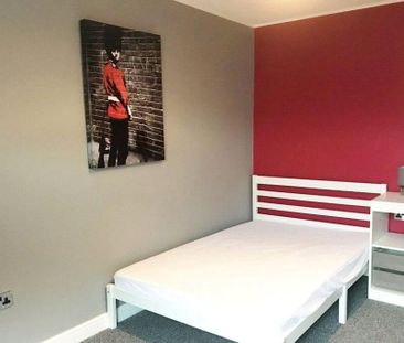 1 bedroom in a house share to rent - Photo 5