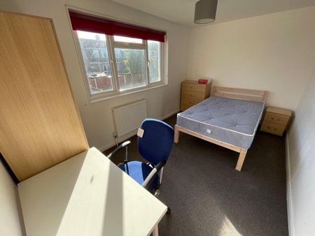 5 bedroom house share to rent - Photo 3