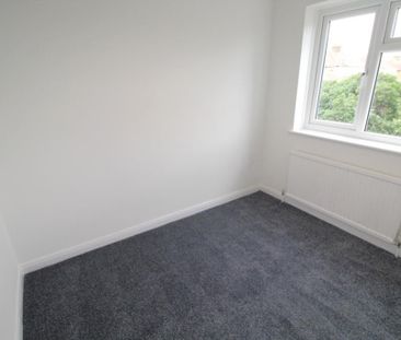 3 bedroom detached house to rent - Photo 2