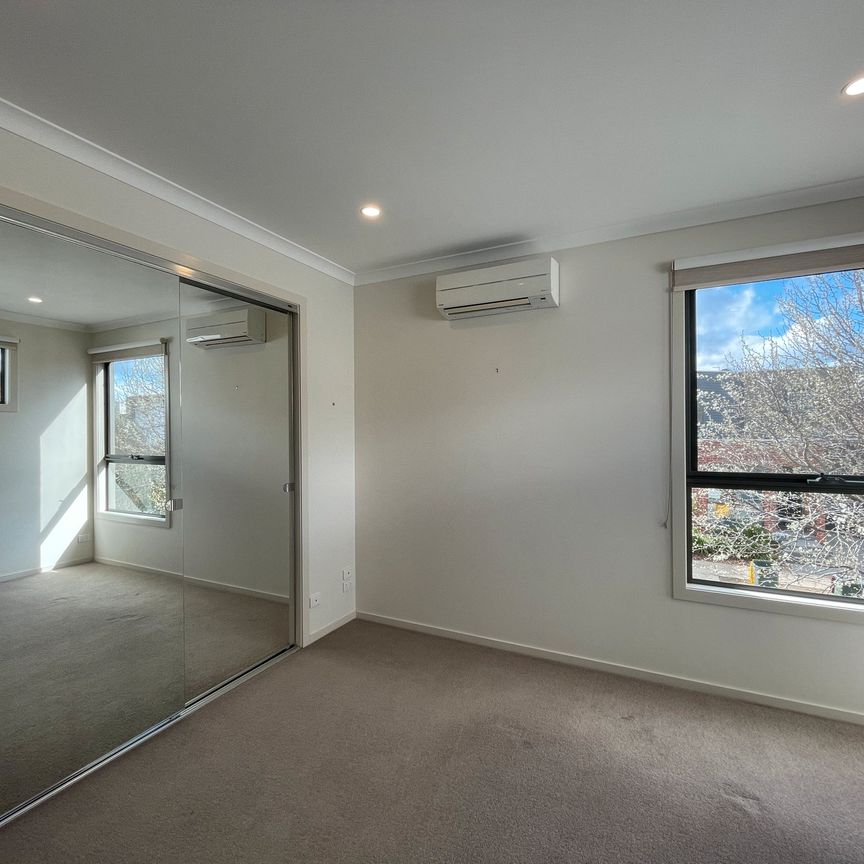 29 Faggs Place, Geelong - Photo 1