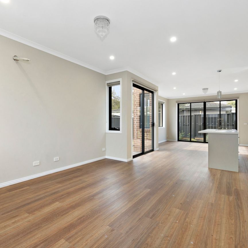 Near New Townhouses with Exceptional Space & Style. - Photo 1