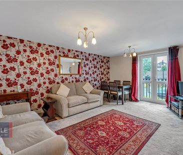 2 bedroom apartment to rent - Photo 2