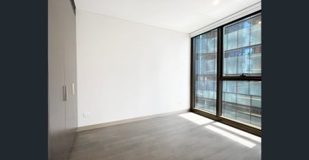 Star-serviced North Facing 2 Bedroom Apartment - Photo 3