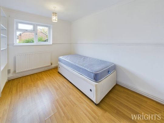 2 bedroom Ground Floor Flat - Haymeads, Welwyn Garden City - Photo 1