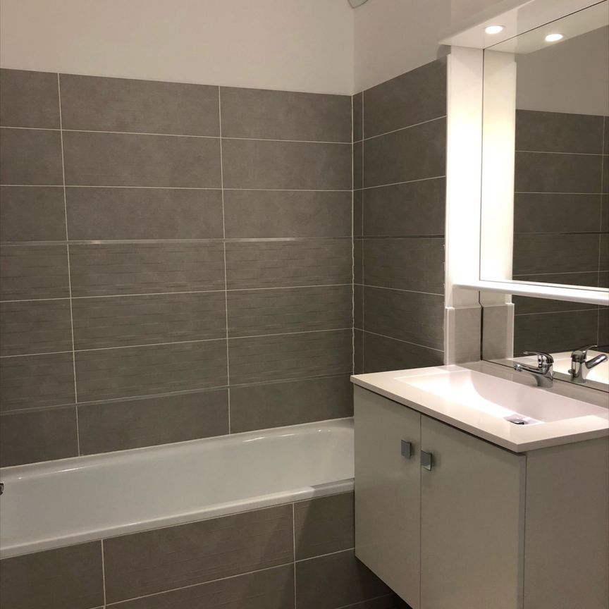 Location Appartement 3 pièces 60m² - Photo 1