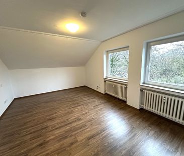 Düsseldorf-Stockum: Großzügige 2,5-Zimmer-Wohnung mit Balkon und Ei... - Photo 5