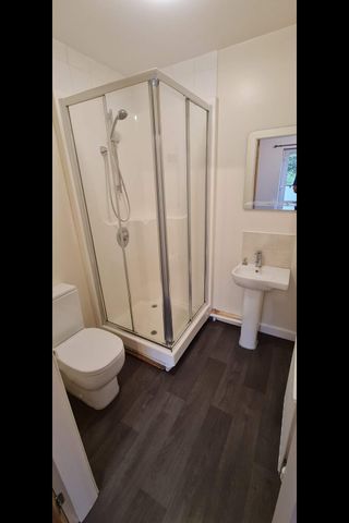 2 Bed Flat, Tudor Way, LS11 - Photo 3