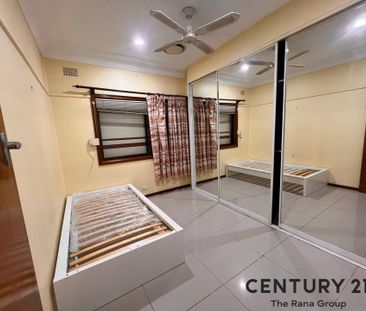 Spacious 4 Bedroom Family Home in Convenient Location - Photo 5