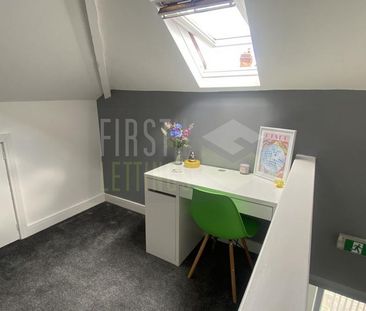 3 bedroom flat to rent - Photo 1