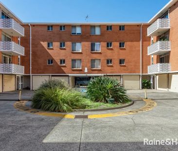 2/90 Cambridge Street, Stanmore, NSW 2048 - Photo 3