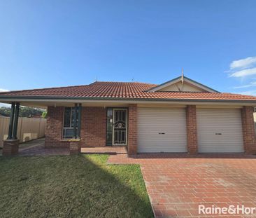 Comfortable, family-friendly home in a Worrigee - Photo 1