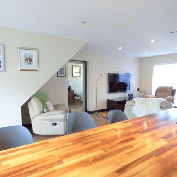 Abbots Close, Brentwood, CM15 - Photo 1