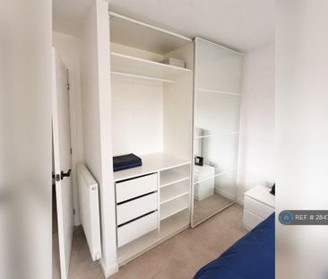 1 bedroom in a house share to rent - Photo 5