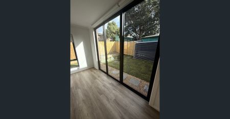 Exclusive Brand New Residence – Prestigious Moorabbin Living at Its Finest - Photo 4